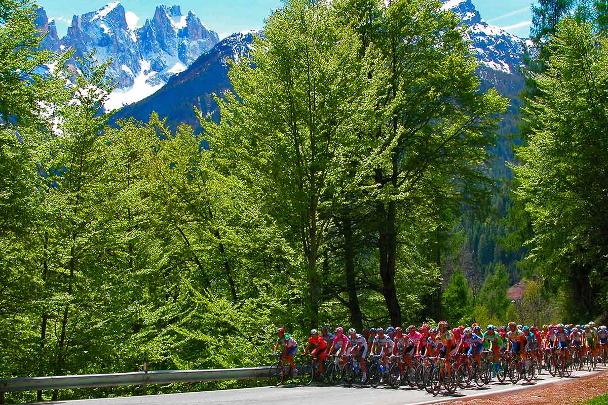 Giro d'Italia 2024 on Lake Garda
