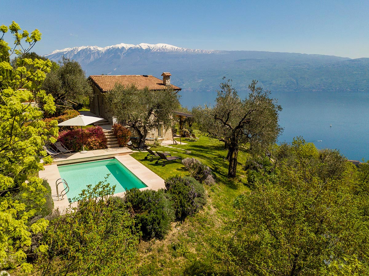 Scopri Cisternino Eco-lodge sul lago di Garda